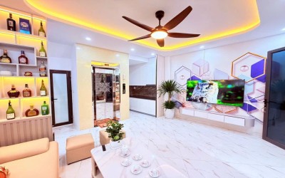 Gallery thumbnail Quan Nhân 28m2 - 5 Tầng - Mặt tiền 5,3m - Thang máy - Gần Royal City - 8,99 tỷ